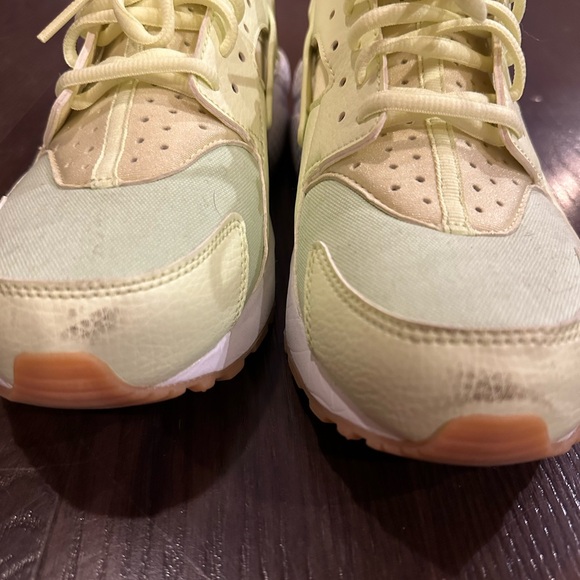 Nike Air Huarache - Picture 3 of 8